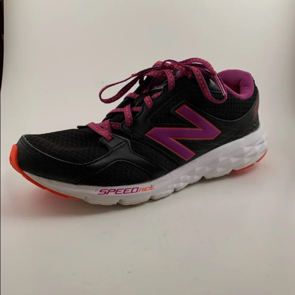 New Balance 490 Black Pink & Orange size 9.5